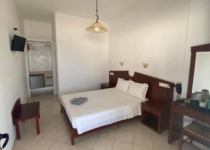 ゲストハウス Elpis 3*