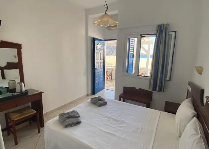 Elpis ゲストハウス 3*